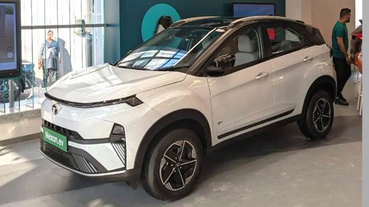 Tata Nexon EV પર મળી રહ્યું છે મોટું ડિસ્કાઉન્ટ!
