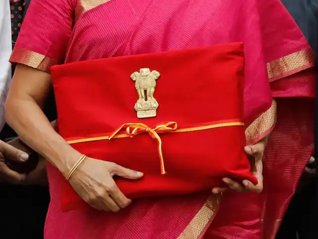 બજેટમાં થઈ શકે છે આ 6 મોટી જાહેરાત