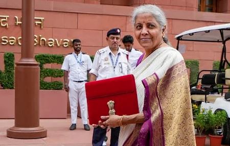 ભારત સરકારે ઈન્ફ્રાસ્ટ્રક્ચર માટે વાપરશે 10 લાખ કરોડ રૂપિયા