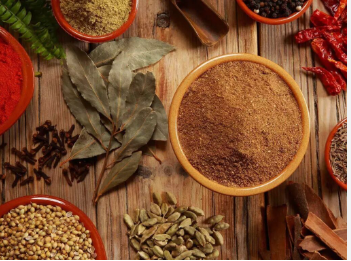 ગરમ મસાલાના ફાયદા અને નુકસાન બન્ને