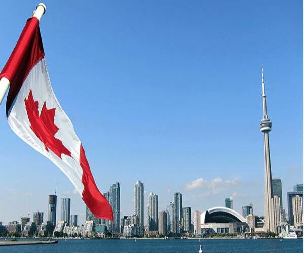 વિદેશી સ્કિલ્ડ વર્ક્સને કેનેડાનું આમંત્રણ