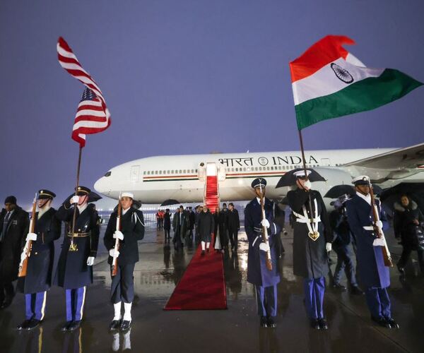 વૉશિંગટનમાં પીએમ મોદીનું ગ્રાન્ડ વેલકમ