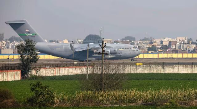 ભારતીયોને લઈને અમેરિકાથી ત્રીજુ પ્લેન થયું લેન્ડ