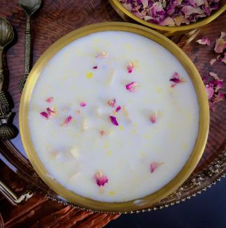 શું છે પંચામૃત અને ચરણામૃત વચ્ચેનું અંતર