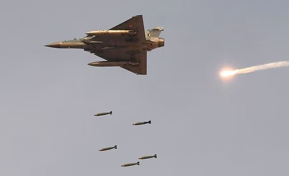 અફઘાનિસ્તાનમાં પાકિસ્તાનની એરસ્ટ્રાઈક