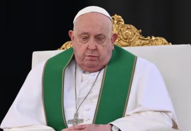 પોપ ફ્રાન્સિસની હાલત નાજુક