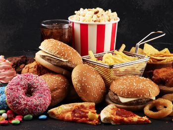 રાત્રિના સમયે બિલકુલ પણ ના લેવી જોઈએ આ વસ્તુઓ