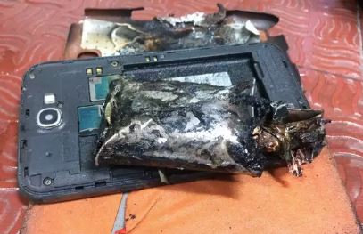 ઓવરહિટના કારણે ફોનમાં થઈ શકે છે બ્લાસ્ટ