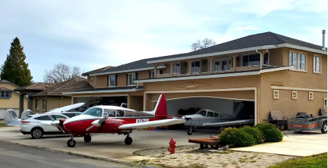 અહીં ઘર આગળ ગાડી પાર્કિંગની મળે છે માંડ જગ્યા