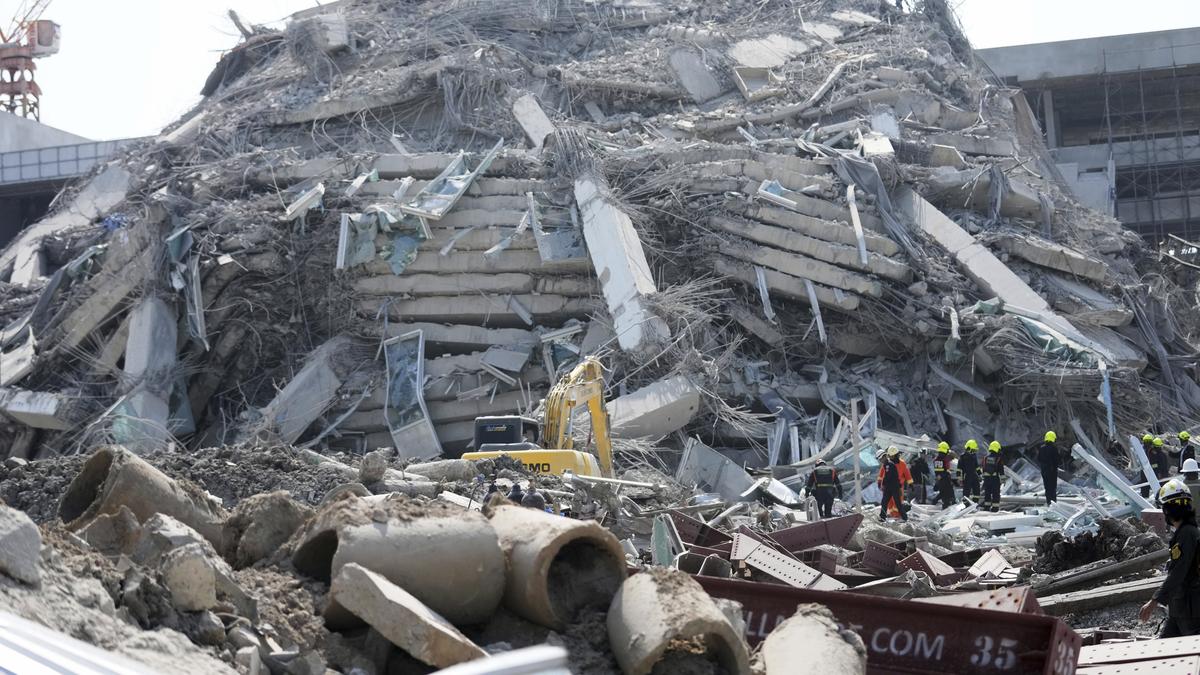 બેંગકોકમાં ભૂકંપના કારણે મોટી તબાહી