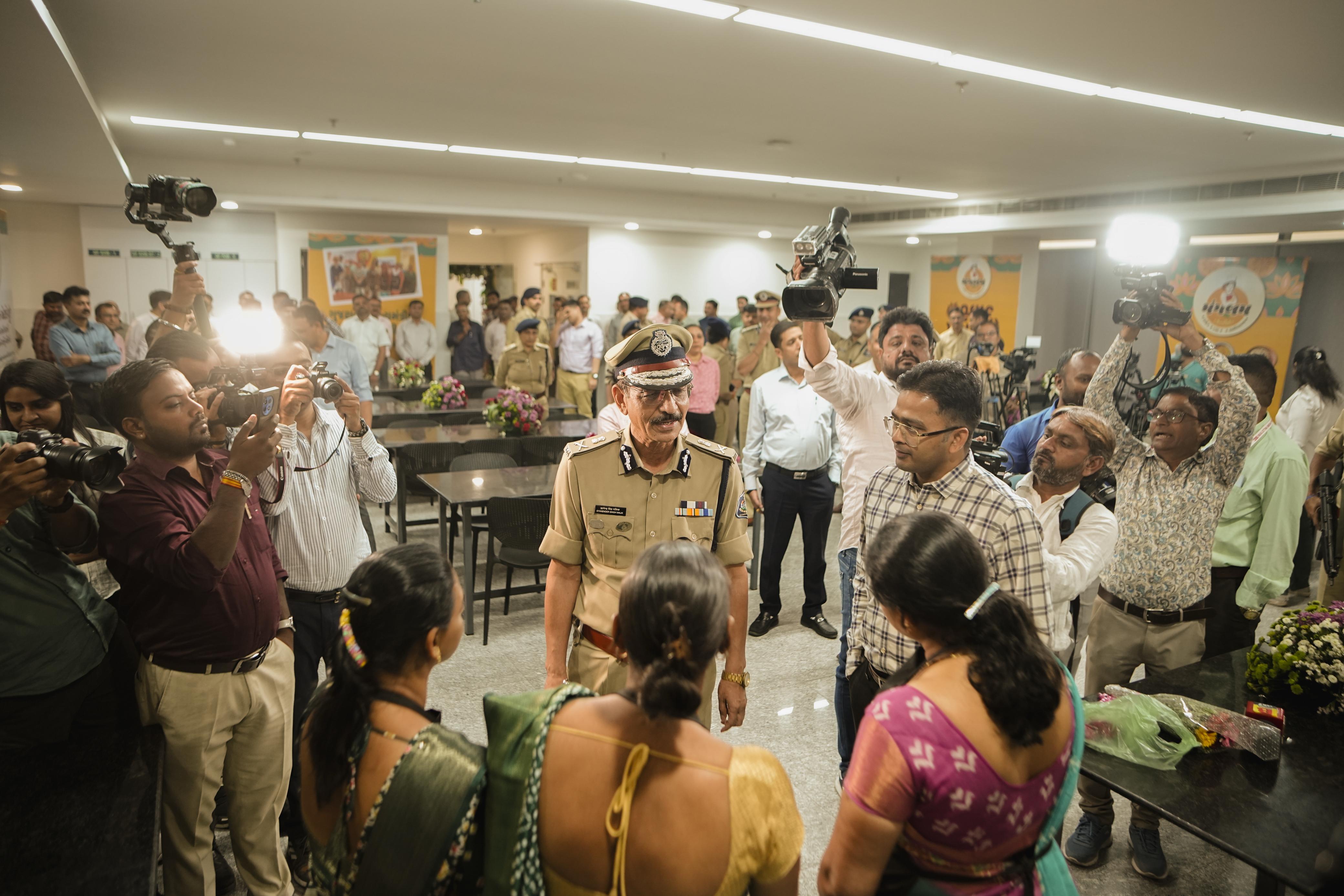 મહિલાઓને આત્મનિર્ભર બનાવવા પહેલ