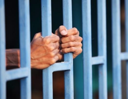 ત્રણ કેદીઓને કાપવામાં આવશે આંગળીયો