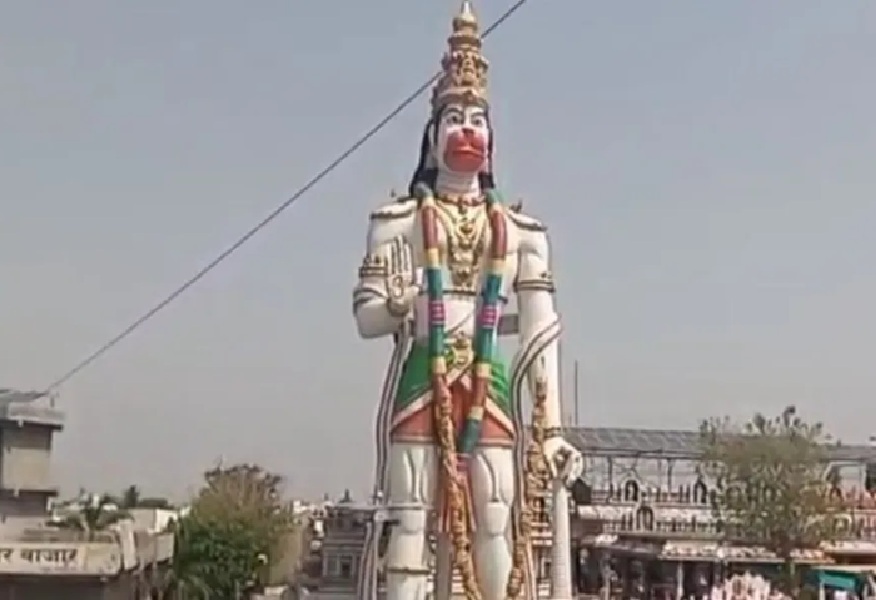 રિમોટ કંટ્રોલથી નિભાવવામાં આવી પરંપરા