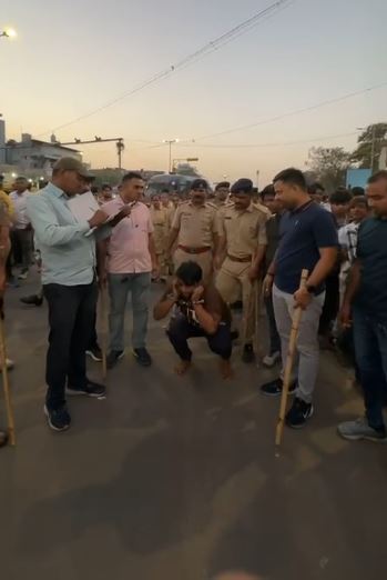 અમદાવાદમાં આરોપીનો વરઘોડો