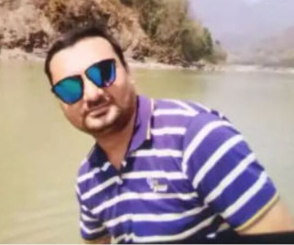 જન્મદિવસની ઉજવણી કરવા ગયા કાશ્મીર