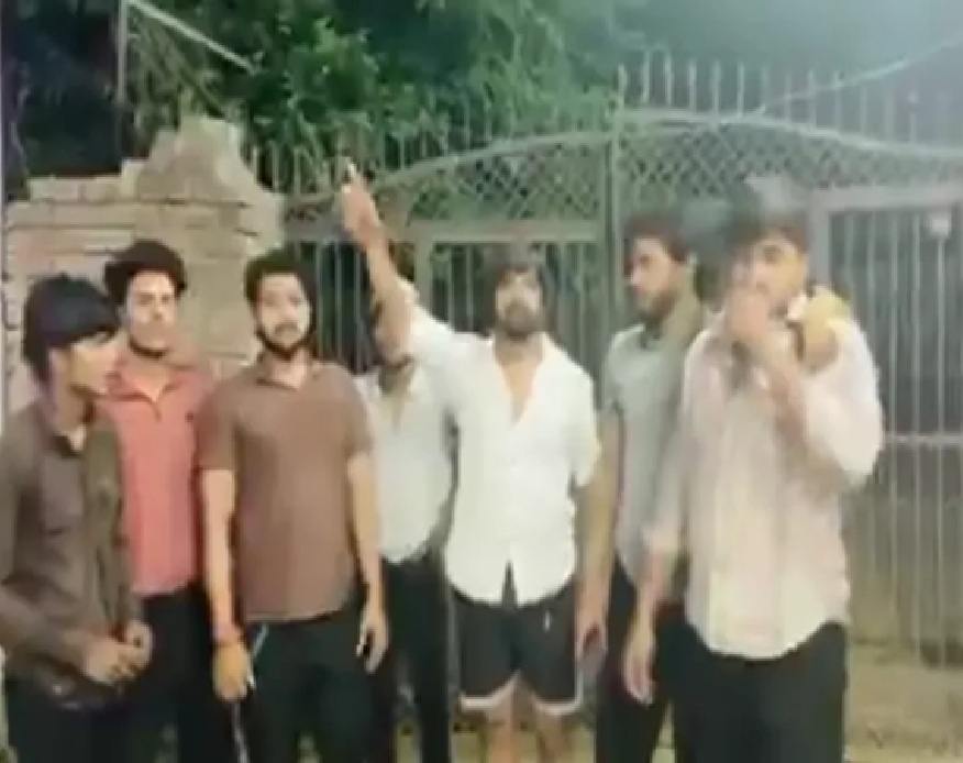 પહેલગામ હુમલા બાદ મુસ્લિમોના પ્રવેશ પર પ્રતિબંધ