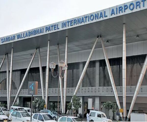 અમદાવાદ એરપોર્ટ પર મોટી કાર્યવાહી