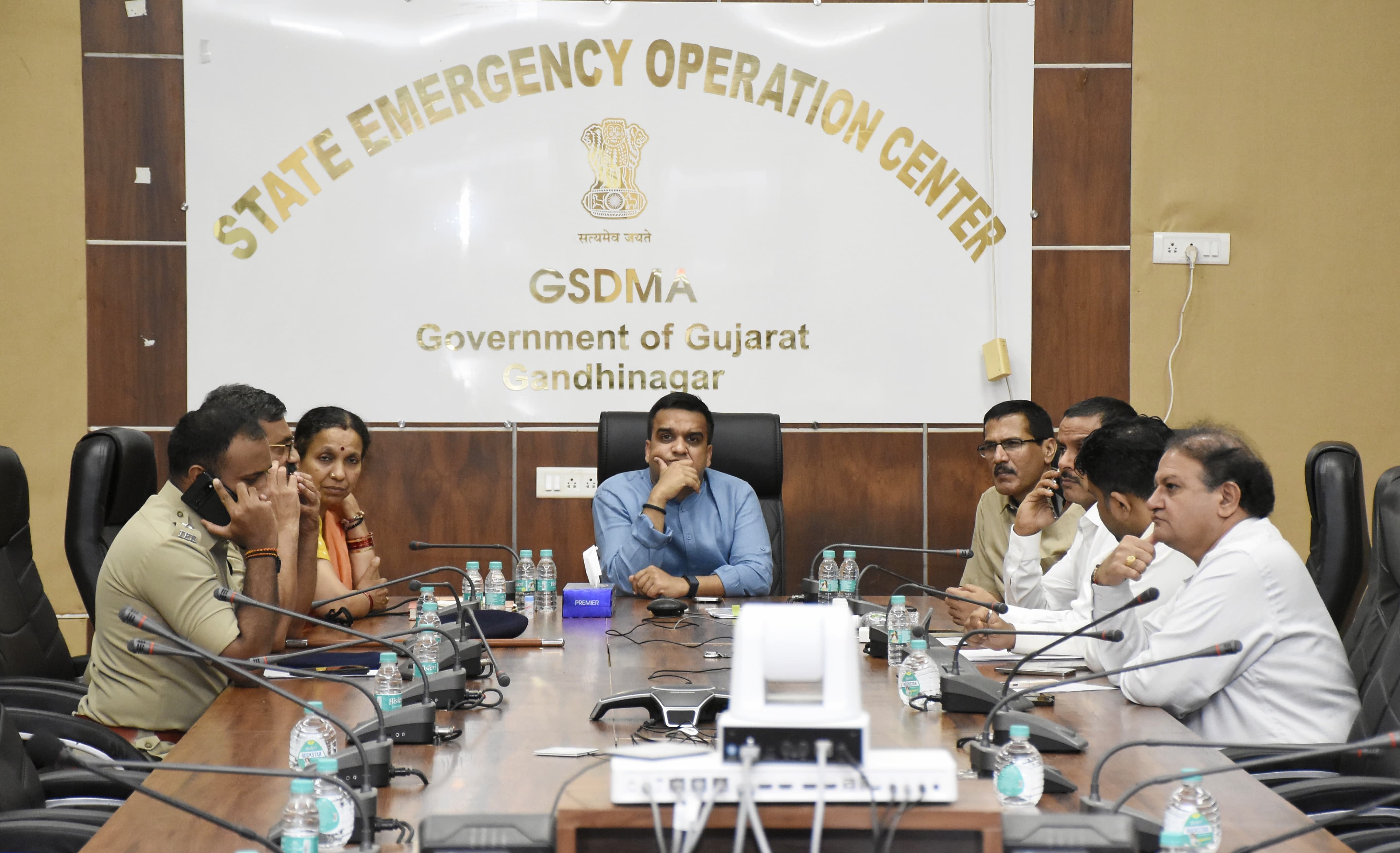 આગામી 96 કલાક ડ્રોન ઉડાડવા અને 15 મે સુધી ફટાકડા ફોડવા પર પ્રતિંબંધ