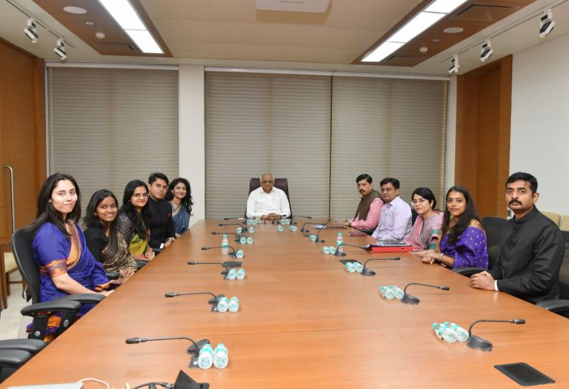 CM ભૂપેન્દ્ર પટેલની સૌજન્ય મુલાકાતે