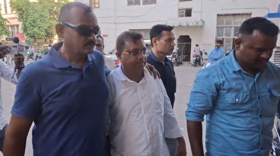 ભાજપ નેતા દિલીપ ગોહિલની ધરપકડ