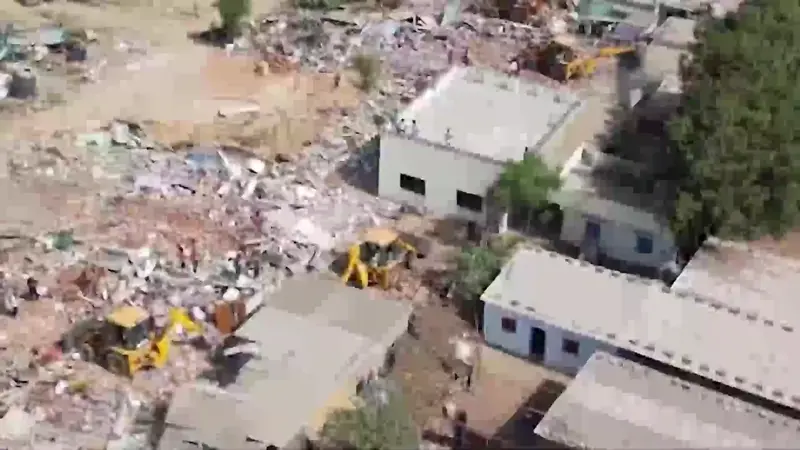 અમદાવાદના ચંડોળા તળાવમાં આજે મેગા ડિમોલિશન પાર્ટ-2