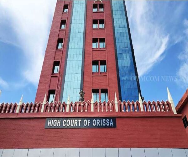 2 મહિના સુધી બેંકમાં રોજ મારો ઝાડુ