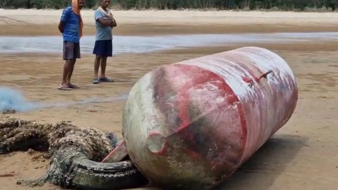 મિસાઇલનો ટુકડો કે જહાજોની દિશા નક્કી કરતો 'બોય'...