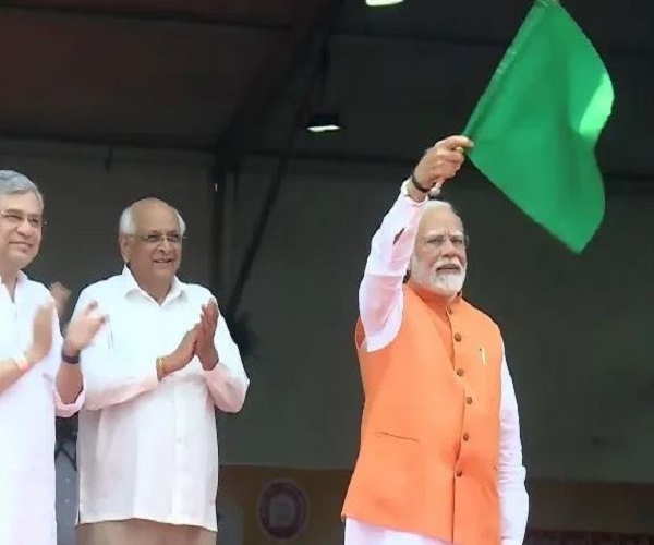 દાહોદમાં રેલવે મેન્યૂફેક્ચરિંગ પ્લાન્ટનું PM મોદીના હસ્તે લોકાર્પણ