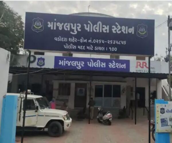 હાઈ વોલ્ટેજ ડ્રામા