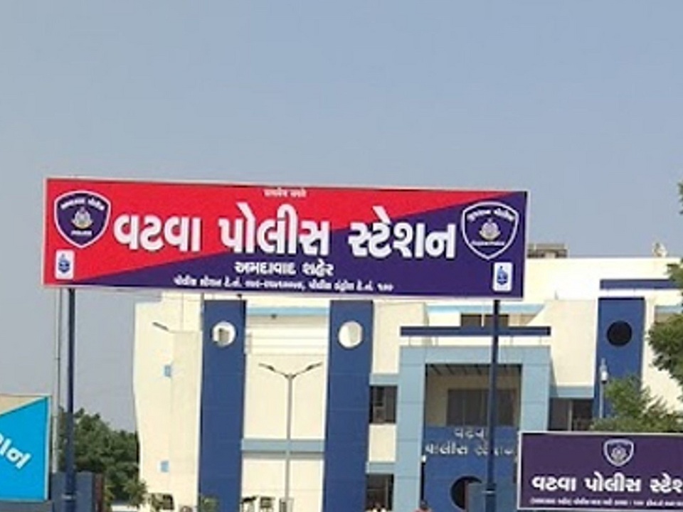 'મારી મેટરમાં વચ્ચે પડીશ તો જાનથી મારી નાખીશ'