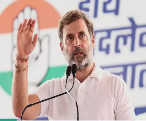 બંધારણના અવાજને દબાવવા માટે મત ચોરી થઈ રહી છે