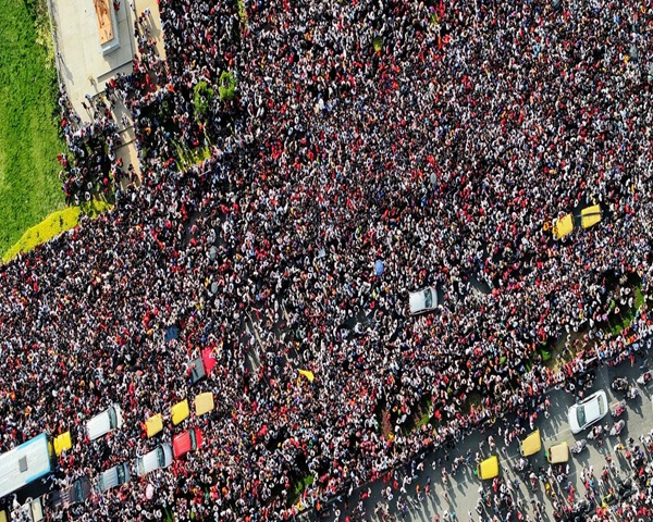 બેંગલુરુમાં RCB નાં જીતનાં જશ્નમાં છવાયો મોતનો માતમ