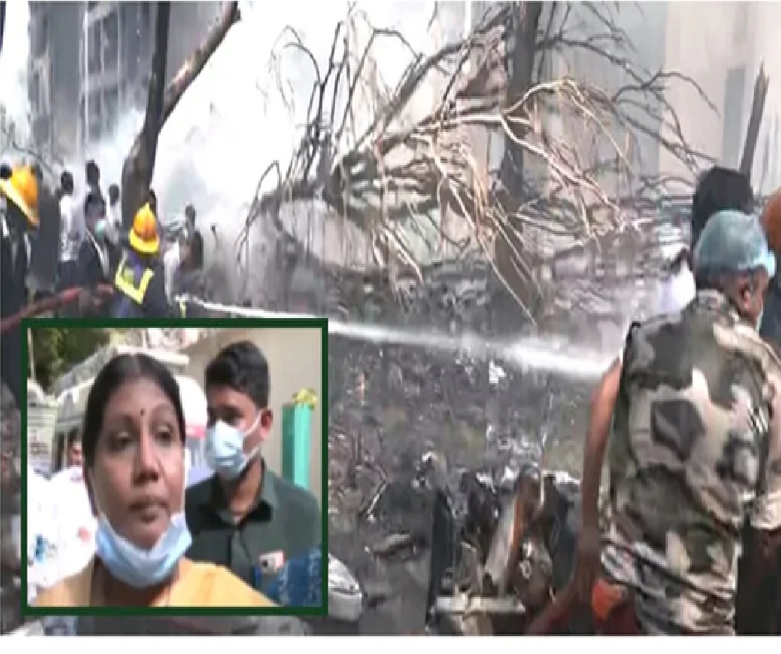 હું ઓફિસમાં હતી અને એક જોરદાર વિસ્ફોટ થયો...