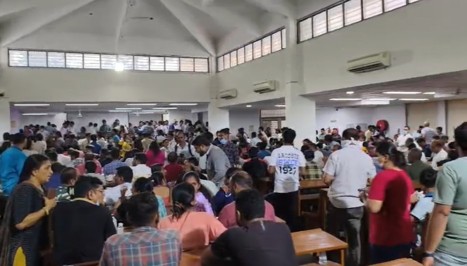 Ahmedabad Plane Crash: મૃતકોની ઓળખ માટે સગા-સંબંધીના DNA લેવાશે