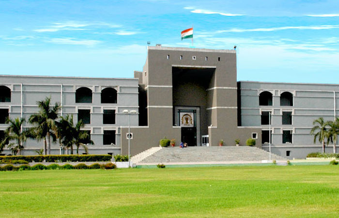 Ahmedabad plane crash:ગુજરાત હાઇકોર્ટે મૌન પાળ્યું