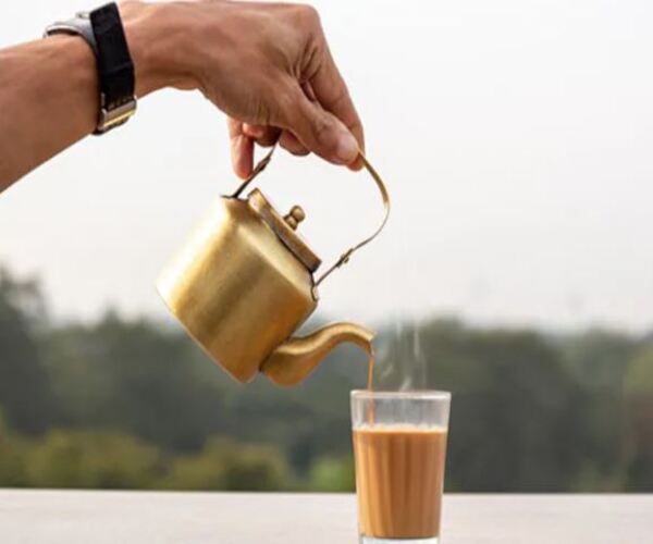 ખાલી પેટ ચા કે દૂધ પીવાથી થાય છે ગેસ?