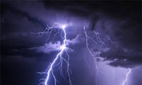 ગુજરાતમાં આકાશી આફત,  વીજળી પડતા 7ના મોત