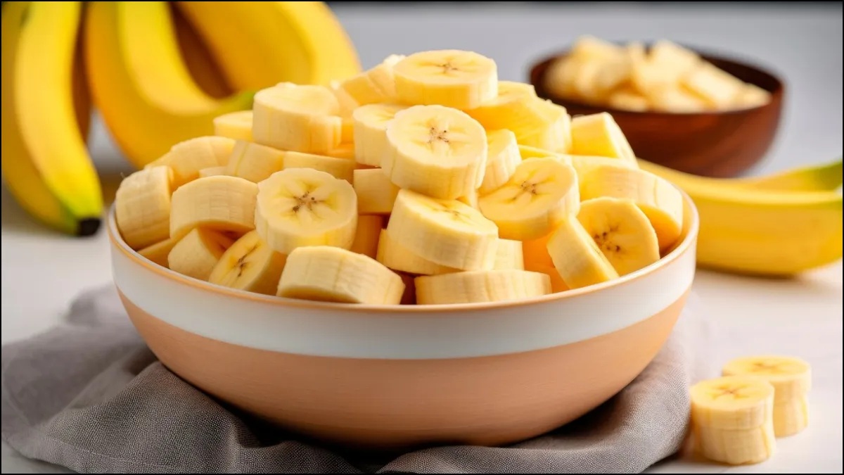 કેળું ખાધા પછી ભૂલથી પણ ન કરો આ કામ