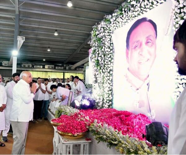 પૂર્વ CM વિજય રૂપાણીની સ્મૃતિવંદના સભા