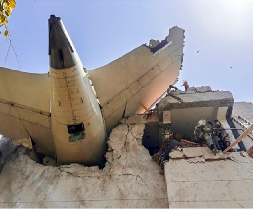 'કોઈએ સાંત્વના આપી, કોઈકે છાતીસરસા ચાંપી હૂંફ આપી...'