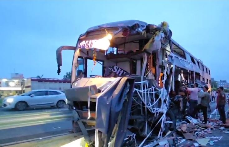 પ્રાંતિજના કાટાવાડ પાસે ગમખ્વાર અકસ્માતમાં 3ના મોત