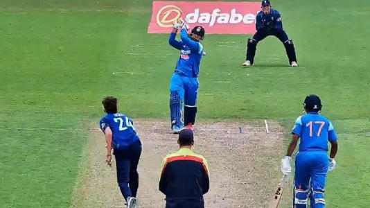 વૈભવ સૂર્યવંશીની તોફાની બેટીંગ