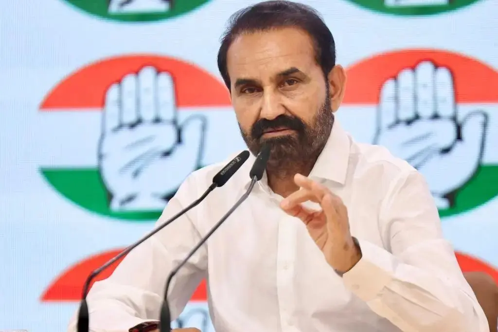 "અંતરાત્માનો અવાજ સાંભળીને આપ્યું રાજીનામું"