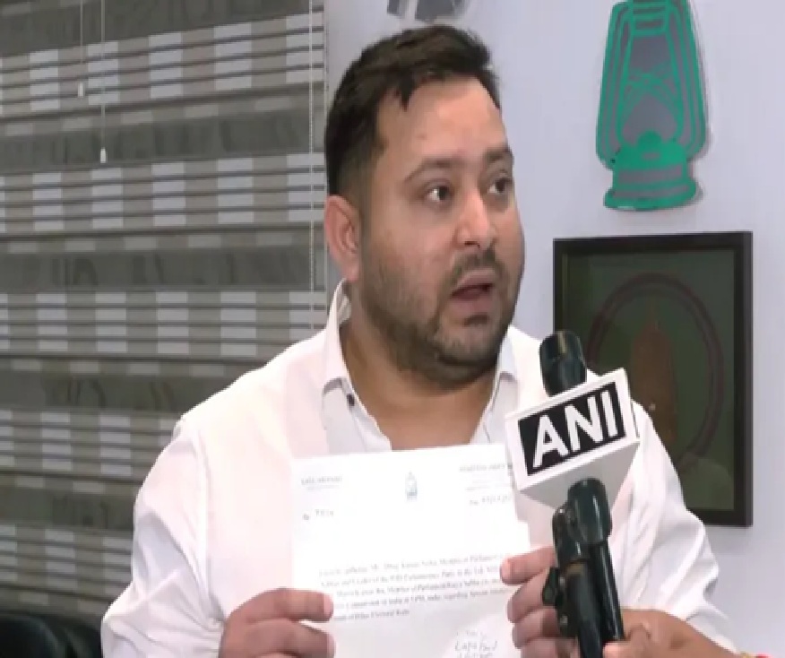 'ઈલેક્શન કમિશનર મિસ્ટર ઈન્ડિયા કેમ બન્યા છે?'