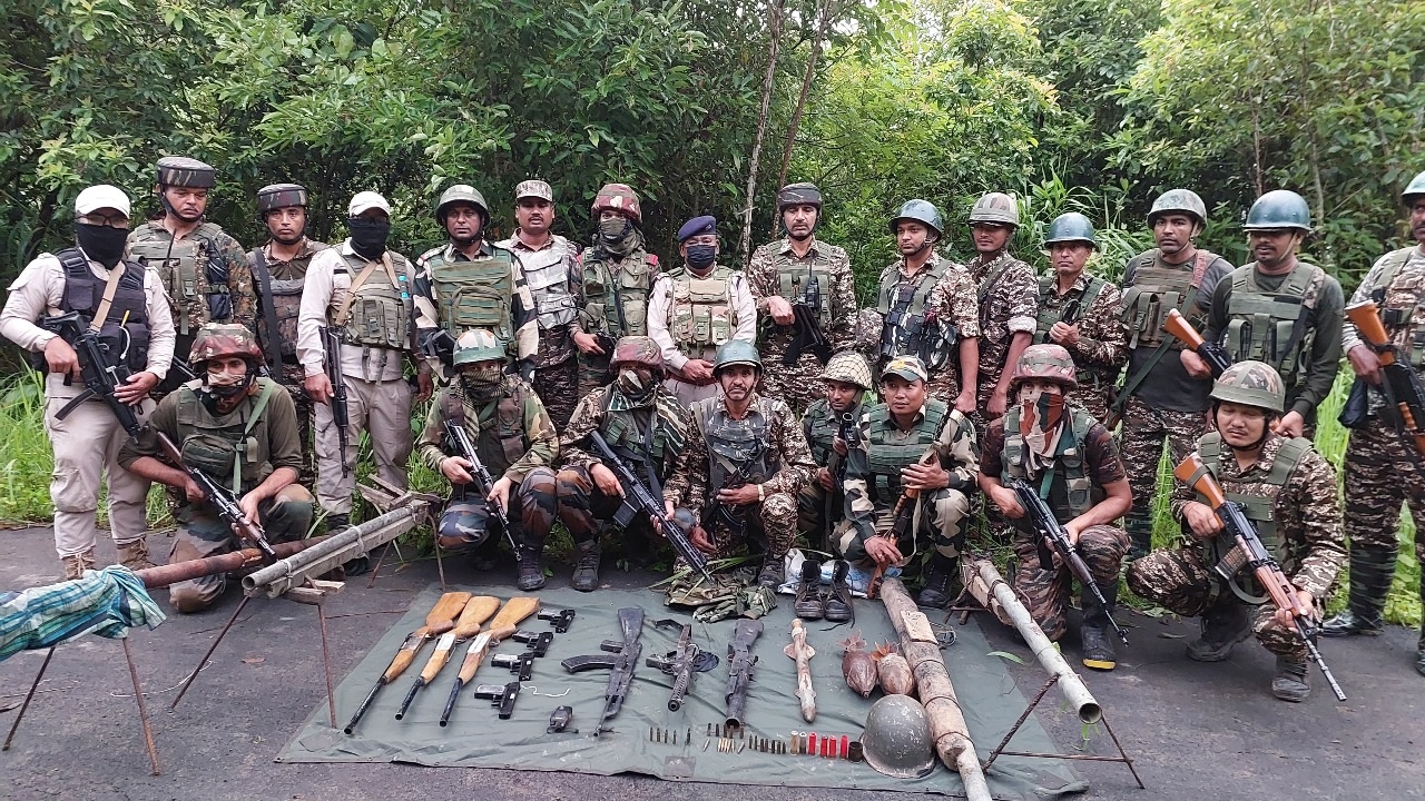 સુરક્ષા દળોએ મણિપુરમાં શસ્ત્રોનો મોટો જથ્થો જપ્ત કર્યો