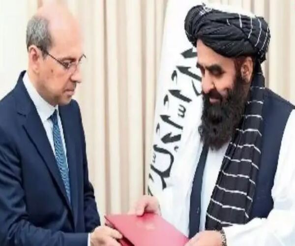 રશિયાએ આખરે કેમ આપી તાલીબાન સરકારને માન્યતા?