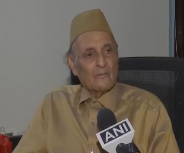 થરૂર પછી વધુ એક કૉંગ્રેસના મોટા નેતાએ કરી પીએમ મોદીની પ્રશંસા