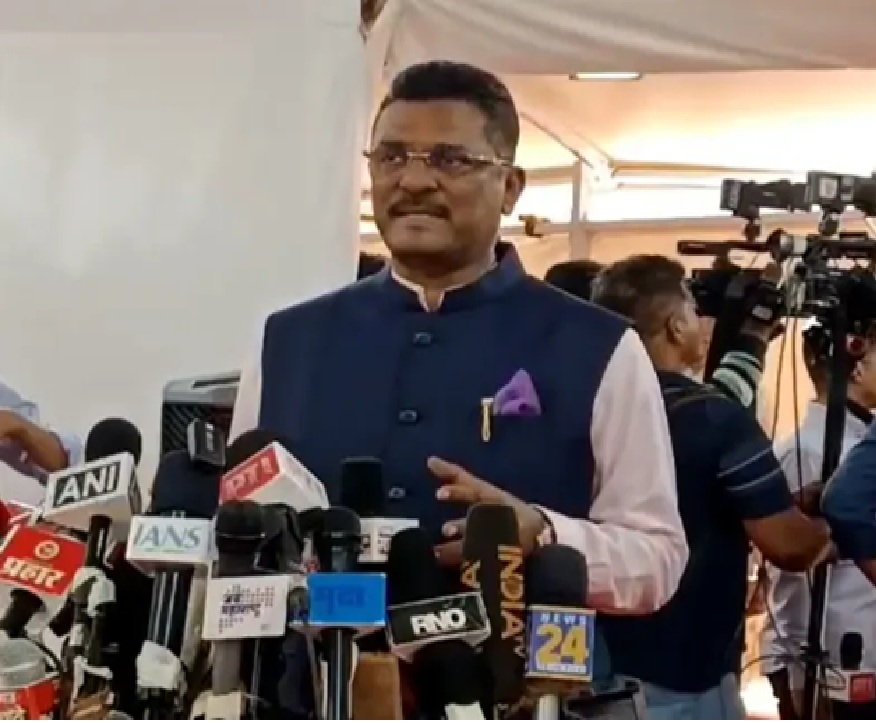 મરાઠી ભાષા વિવાદ પર મહાયુતિ સરકારમાં ફૂટ