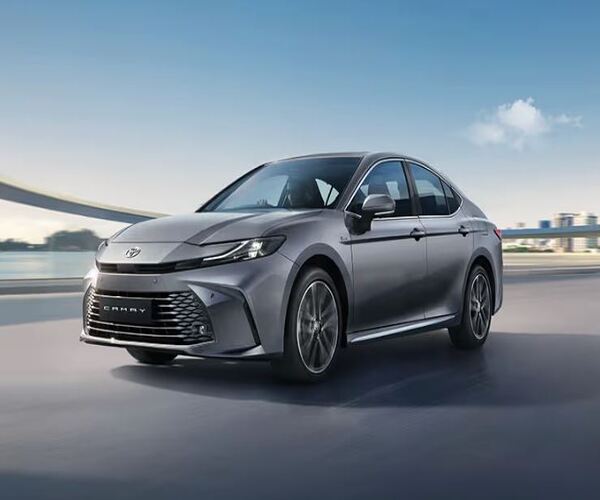 48 લાખમાં શક્તિશાળી હાઈબ્રિડ લક્ઝરી સેડાન