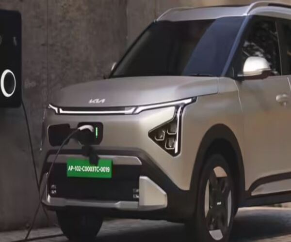 Kia Carens Clavis EV